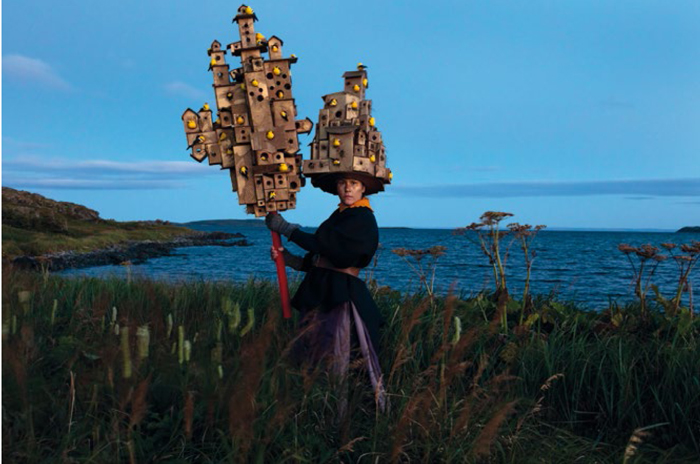 © Meryl McMaster, Harbourage For a Song, « As immense as the sky », 2019